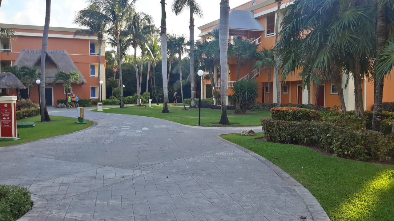 Gartenanlage Bahia Principe Luxury Akumal