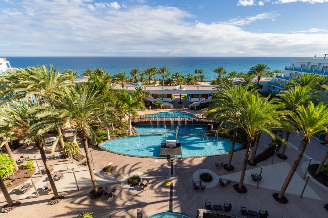 Pool R2 Pajara Beach