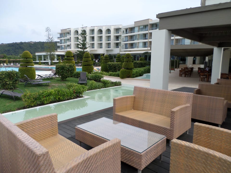 Strandbar The Ixian Grand & All Suites