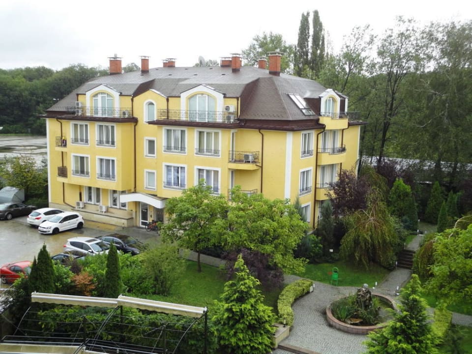 Вид с балкона Maison Sofia Hotel