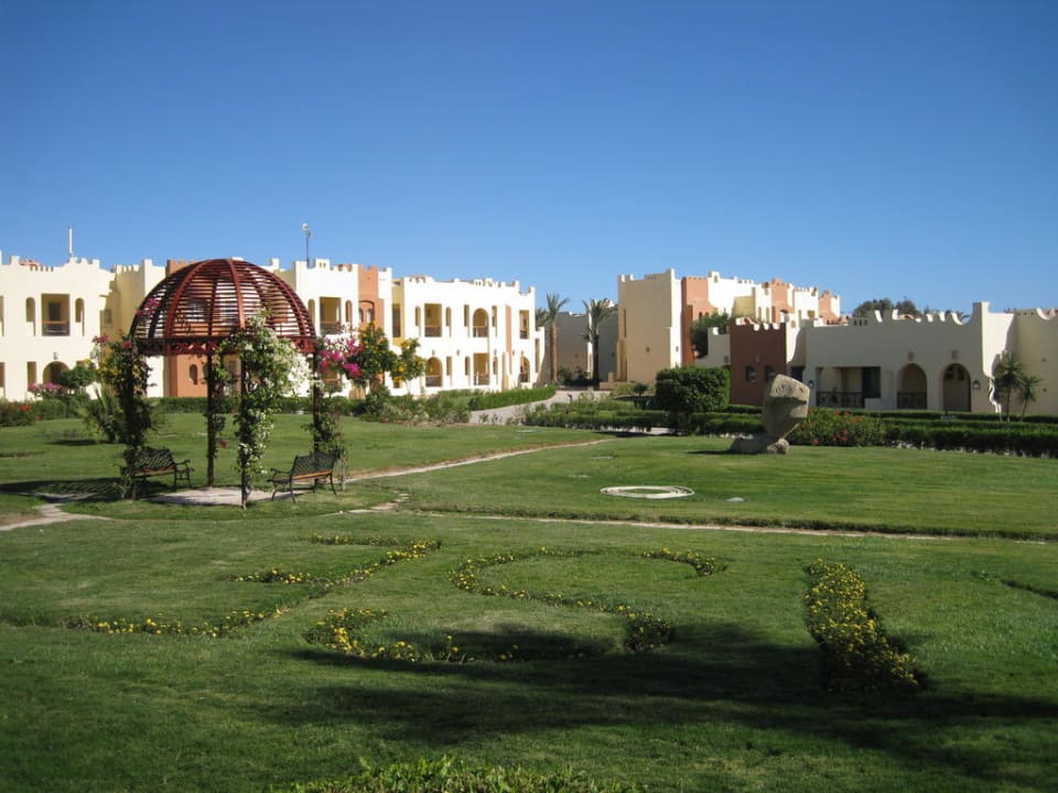 Еще одна беседка SUNRISE Royal Makadi Resort