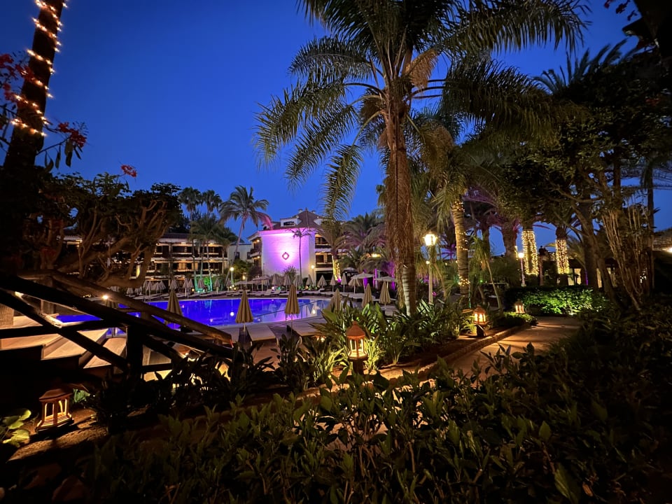 Gartenanlage Hotel Parque Tropical