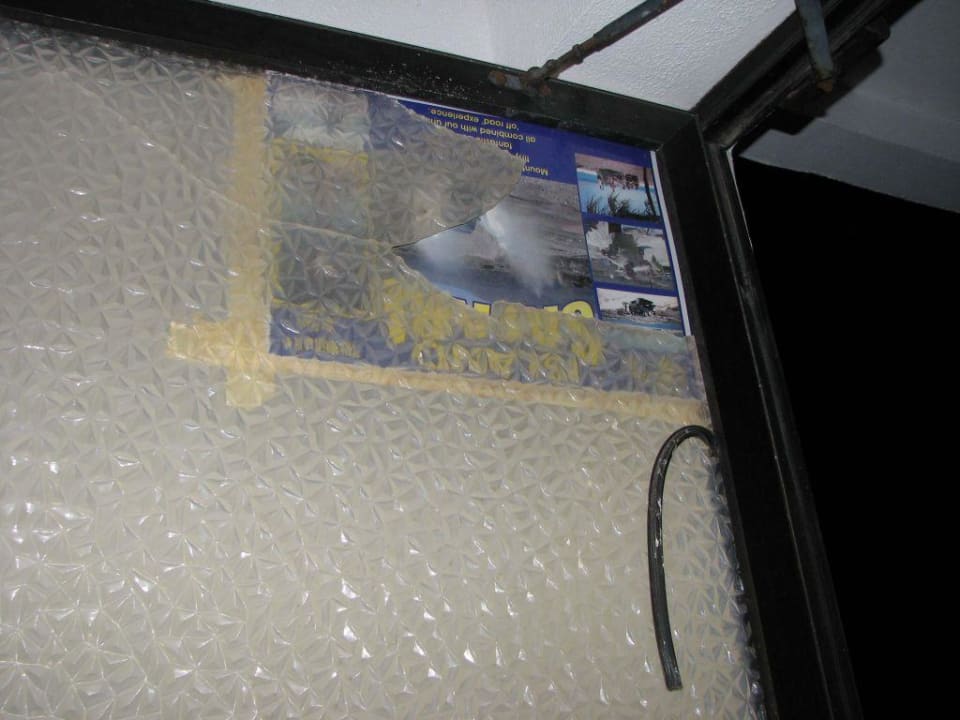 Porta lungo il corridoio del Koala Hotel Koala