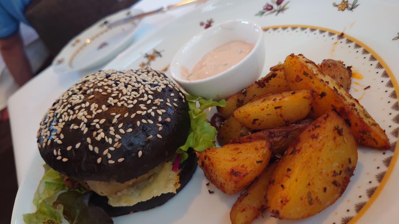 Gastro Hotel Das Leonhard - Naturparkhotel am Weissensee