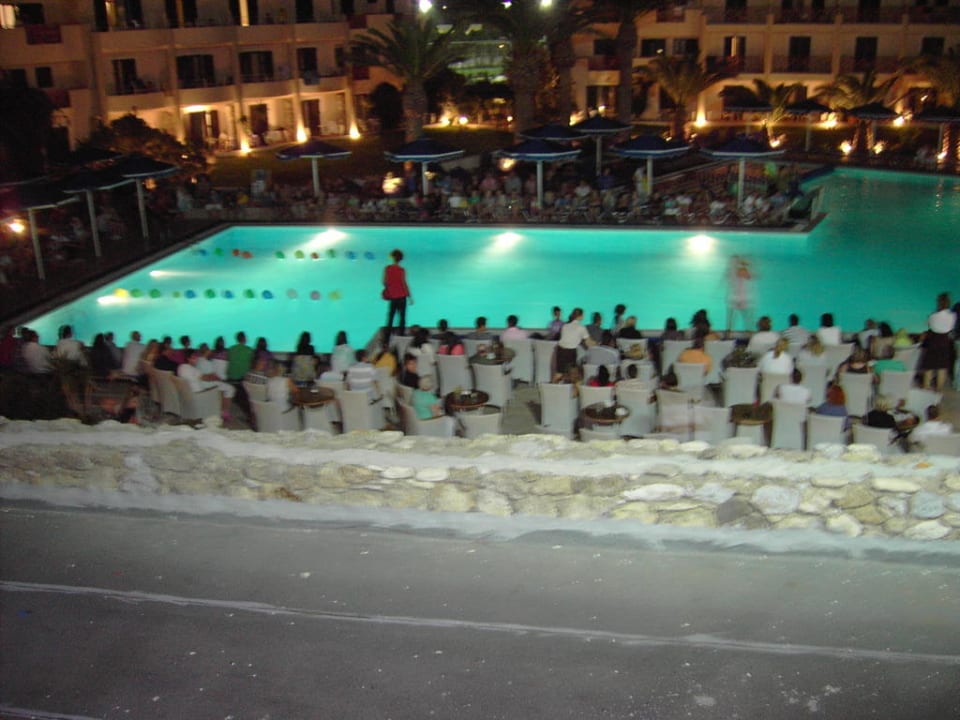 Olympische Spiele mit Animation Mitsis Ramira