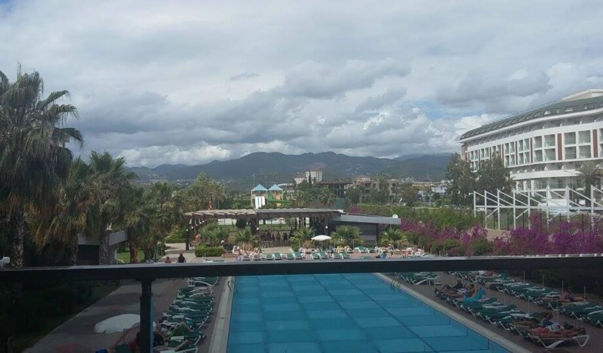 Super Aussicht aus dem Lobbybalkon Hotel Royal Garden Beach