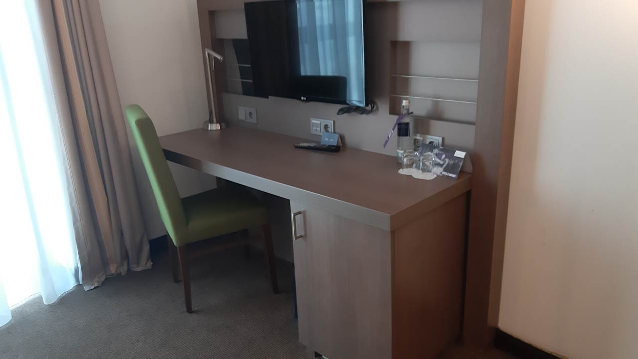 Zimmer IntercityHotel Berlin Hauptbahnhof