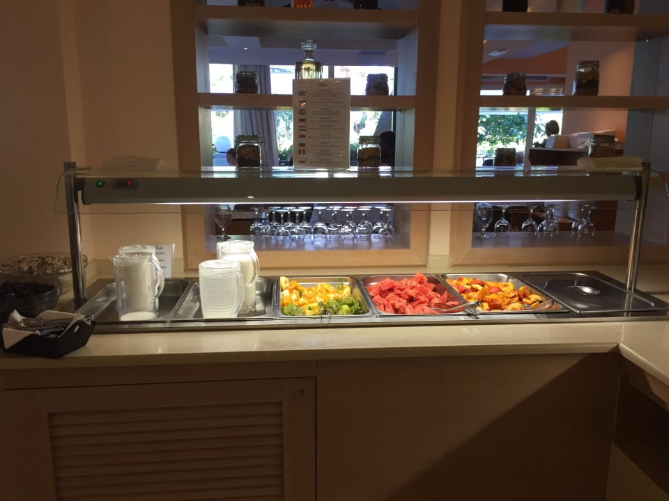Frühstück Hotel Portes Beach