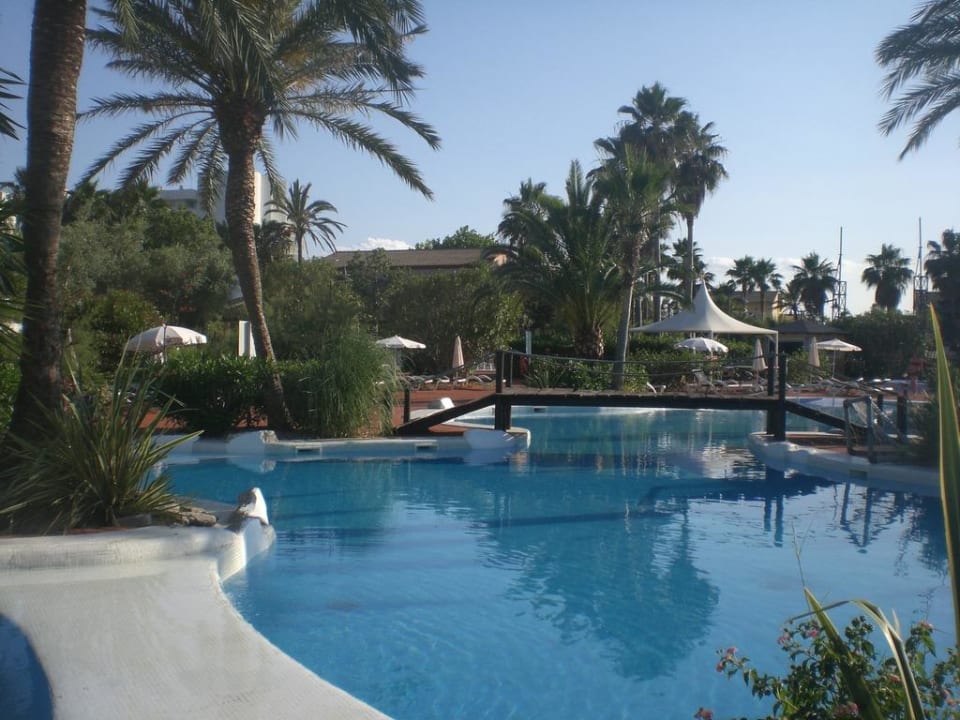 Ruhig Garden Saladina