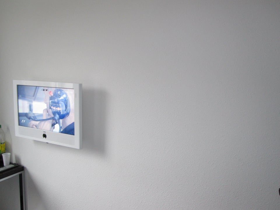 TV Motel One Hamburg-Alster