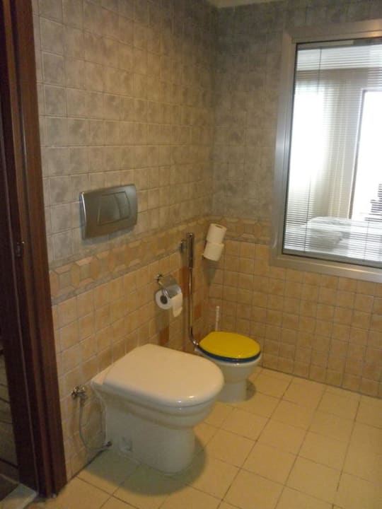 WCs Hotel Defne Dream