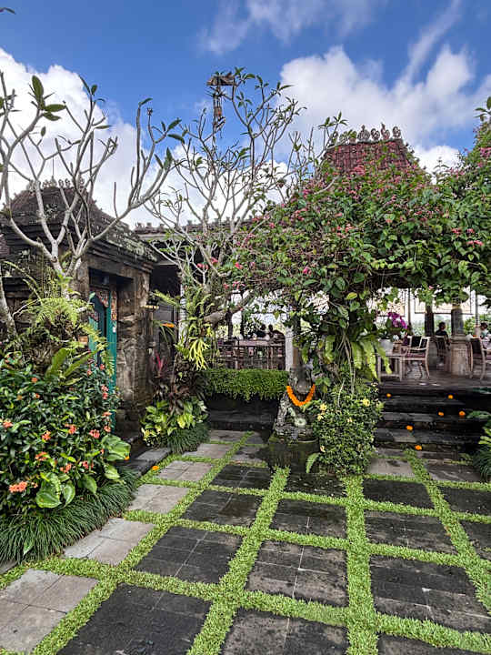 Gastro Pramana Watu Kurung