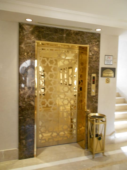 Aufzug Miramar Al Aqah Beach Resort