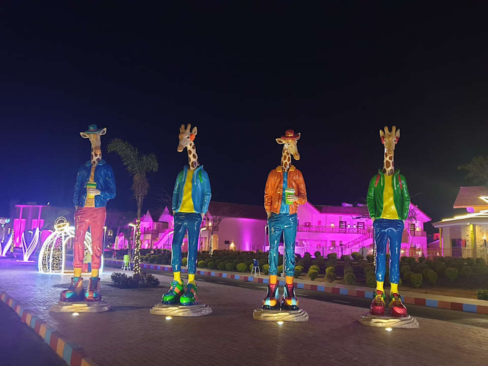 Außenansicht Pickalbatros Alf Leila Wa Leila Resort - Neverland Hurghada