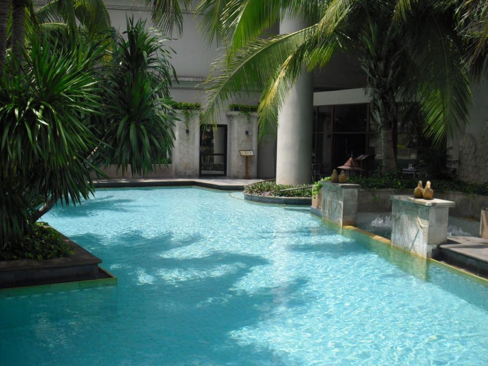 Pool Century Park Hotel Century Park