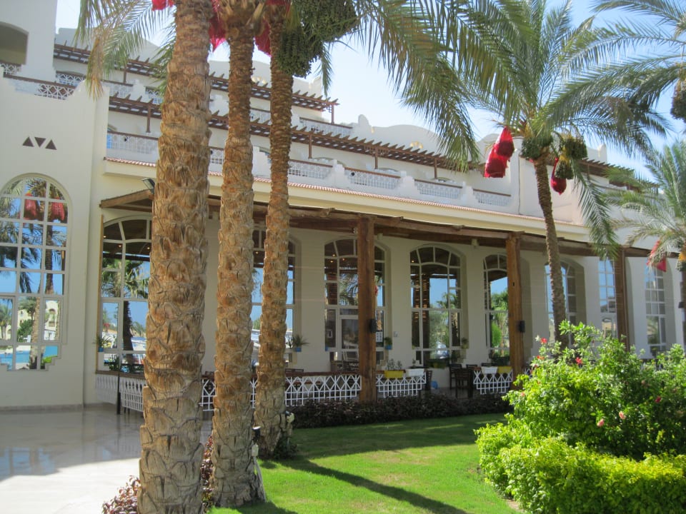 Gastro Royal Lagoons Resort & Aqua Park