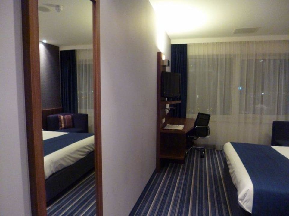 Zimmer Holiday Inn Express Amsterdam - Sloterdijk Station