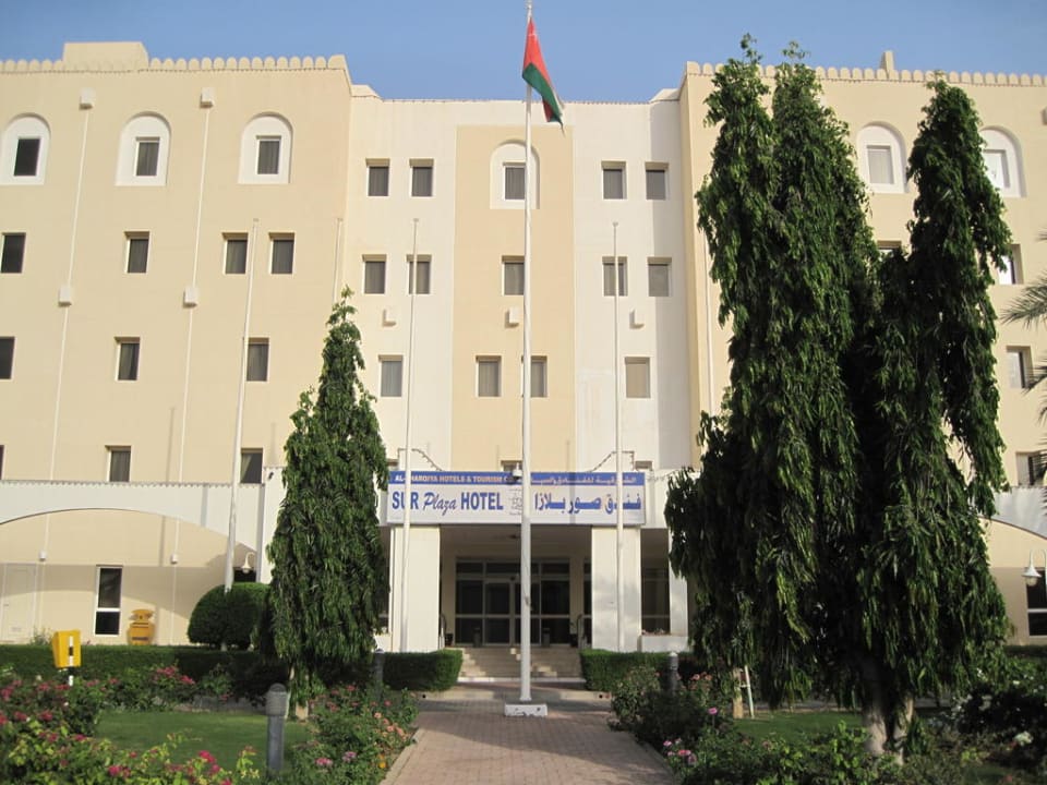 Blick auf den Eingangsbereich Best Western Sur