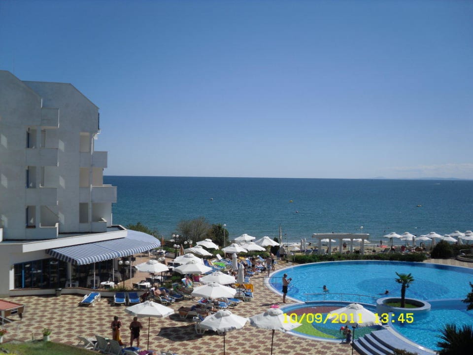 Pool und Meer Hotel Sineva Beach