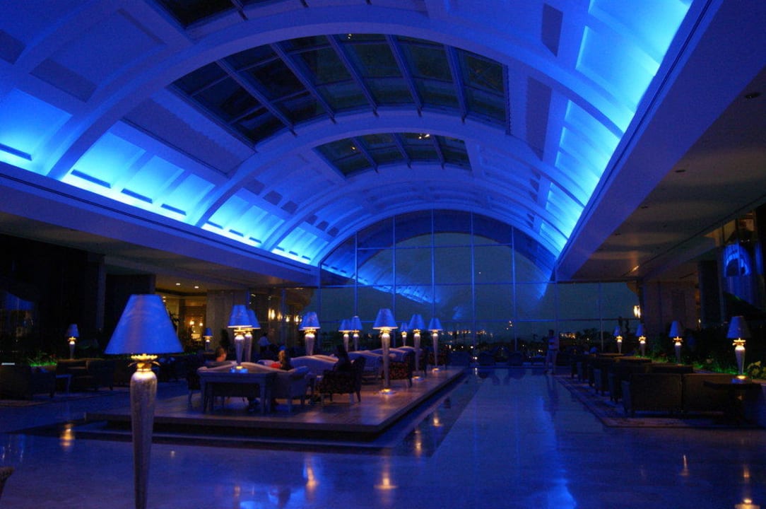 Lobby Hotel Miracle Resort