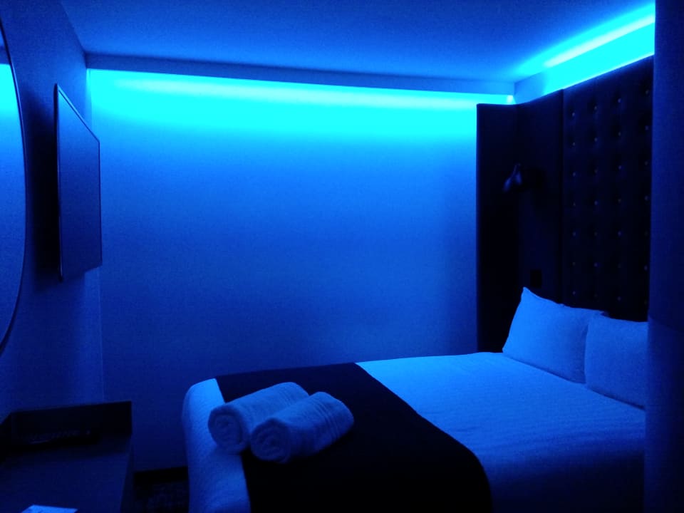 Zimmer Point A Hotel London Liverpool Street