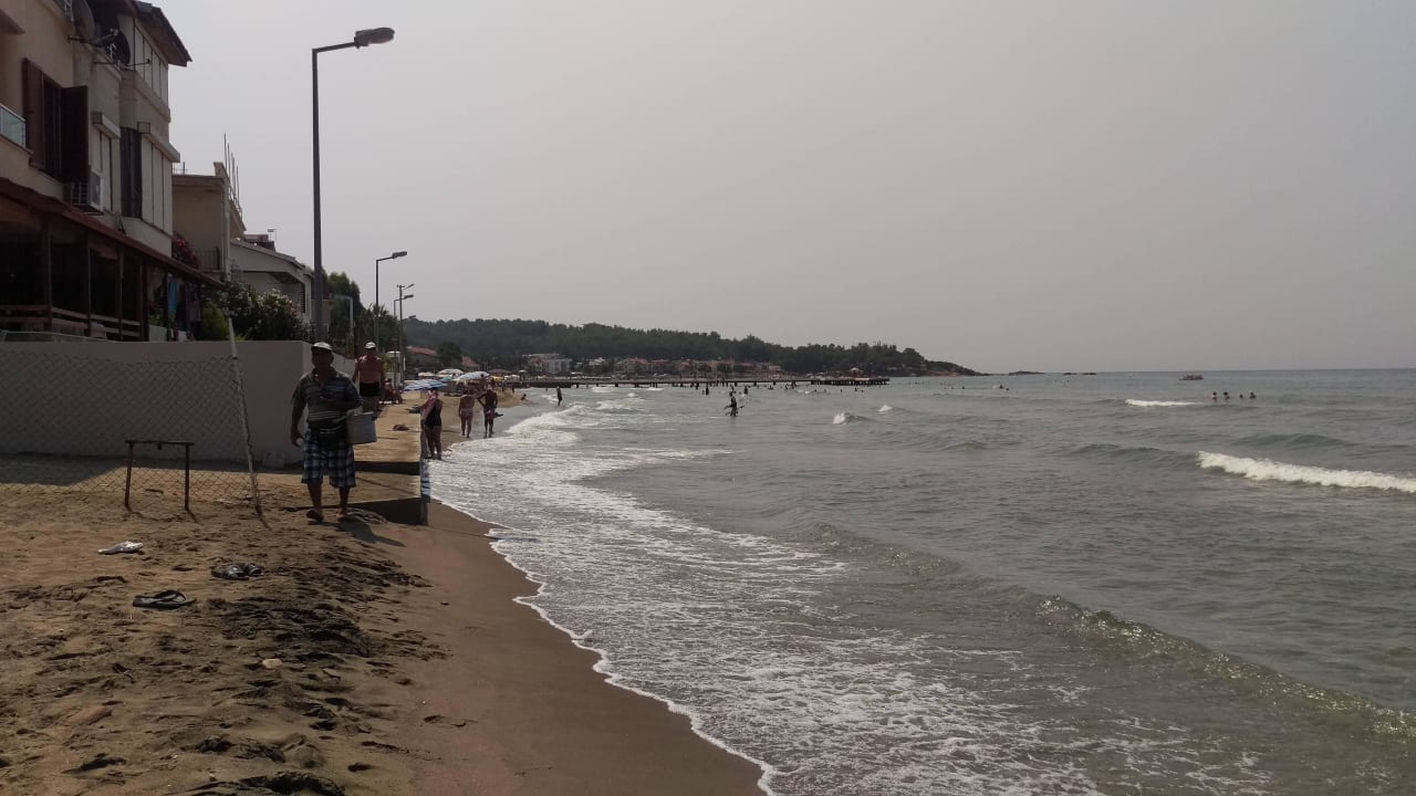 Spaziergang am Strand Dogan Paradise Beach