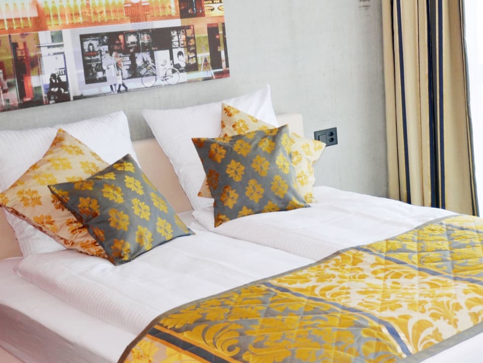 Zimmer Hotel Swiss Star