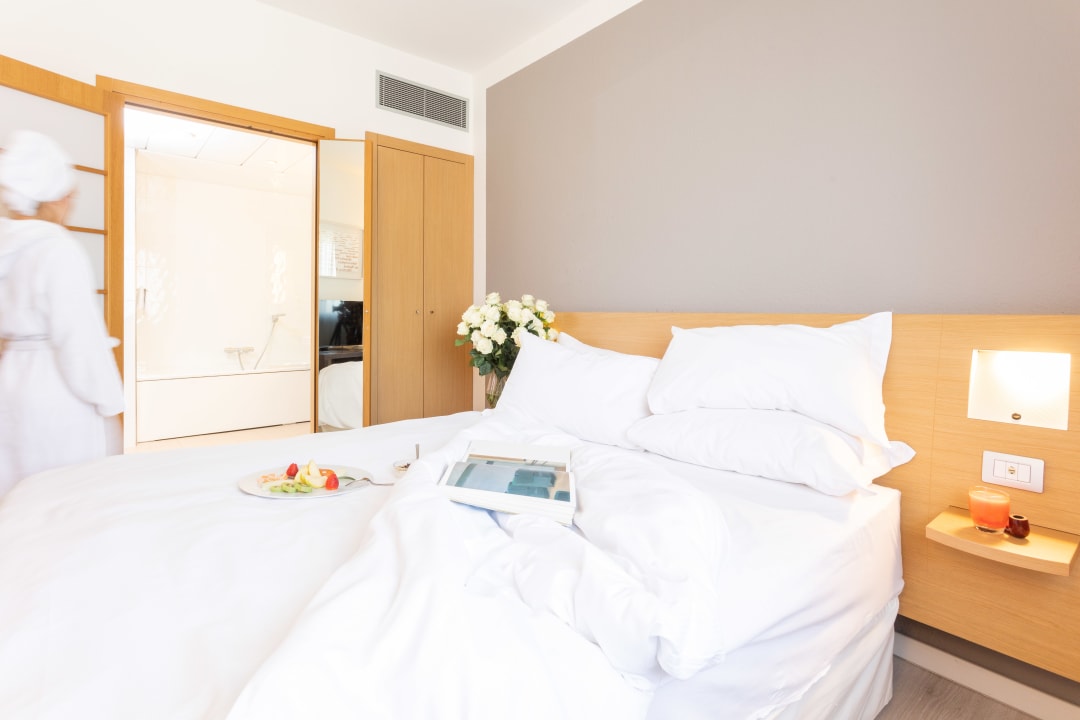 Zimmer Living Place Hotel