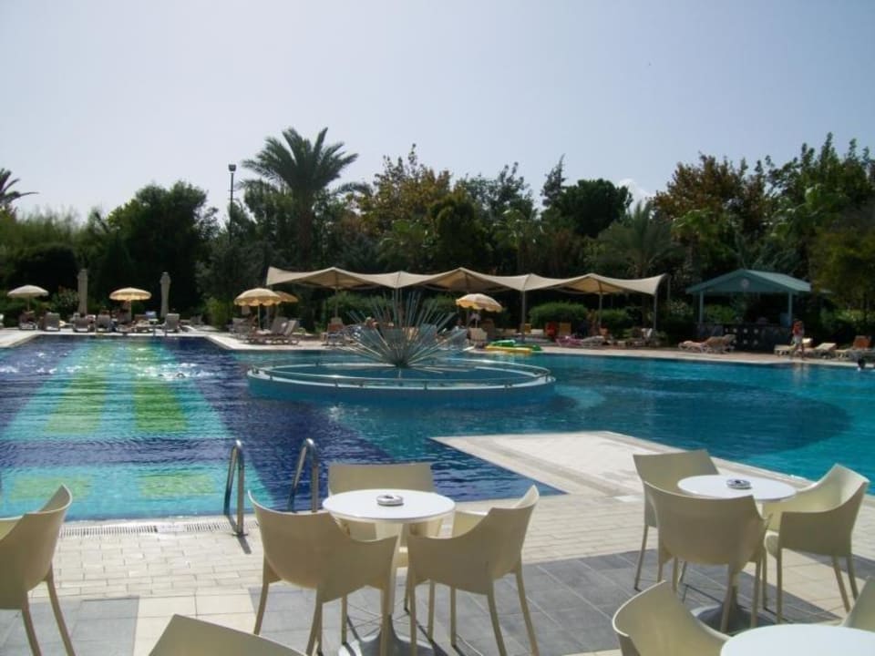 Pool Le Jardin Resort