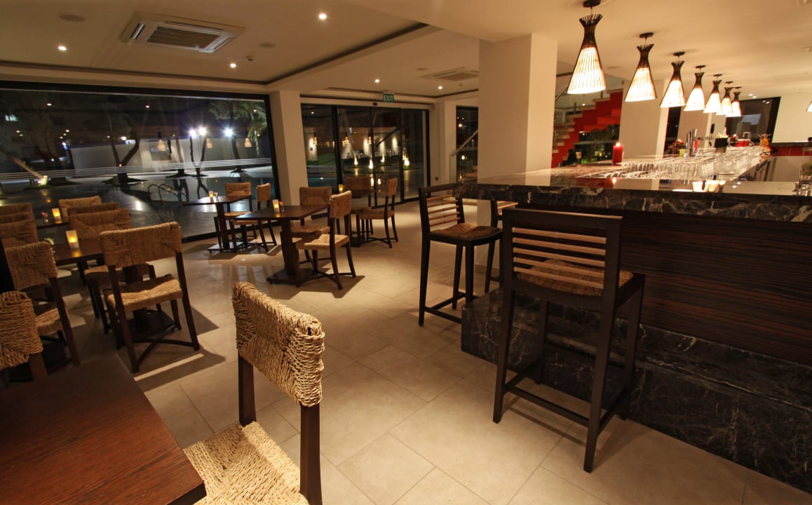 Beach Club Arkin Palm Beach Hotel