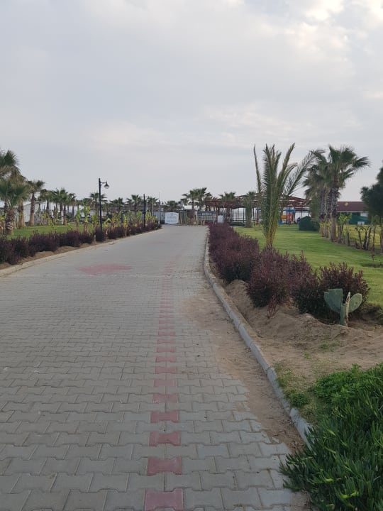 Gartenanlage J'adore Deluxe Hotel & Spa