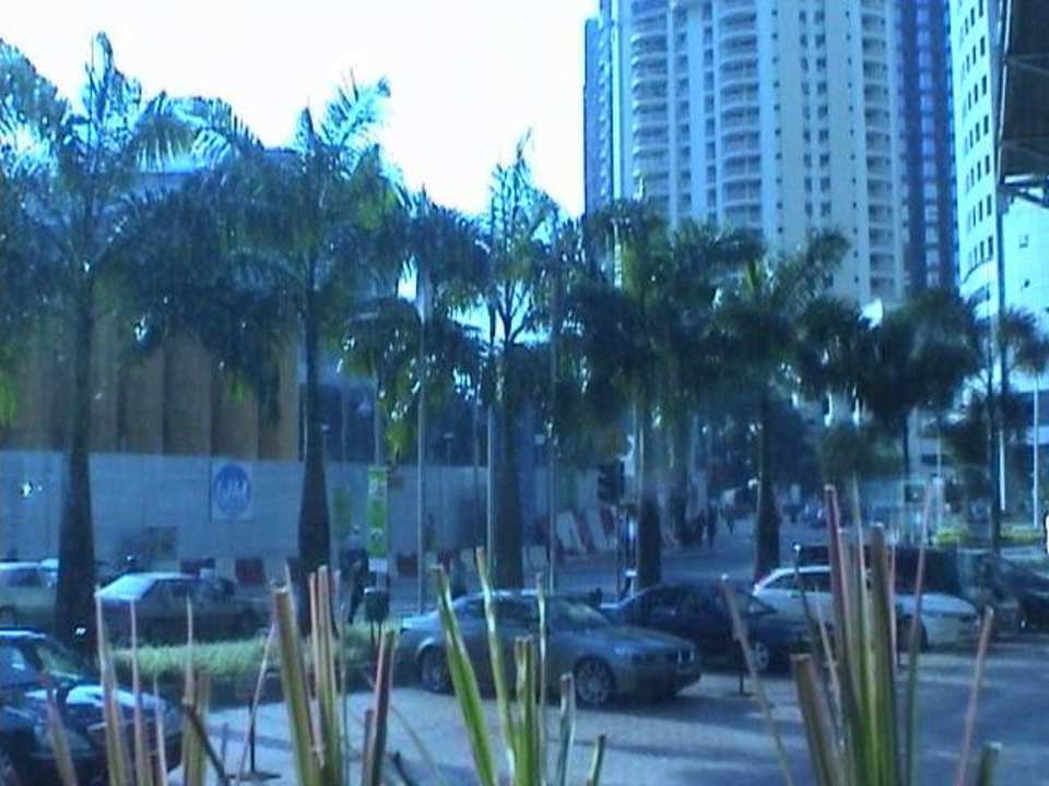 Straße und Baustelle vor dem Impiana Impiana KLCC Hotel