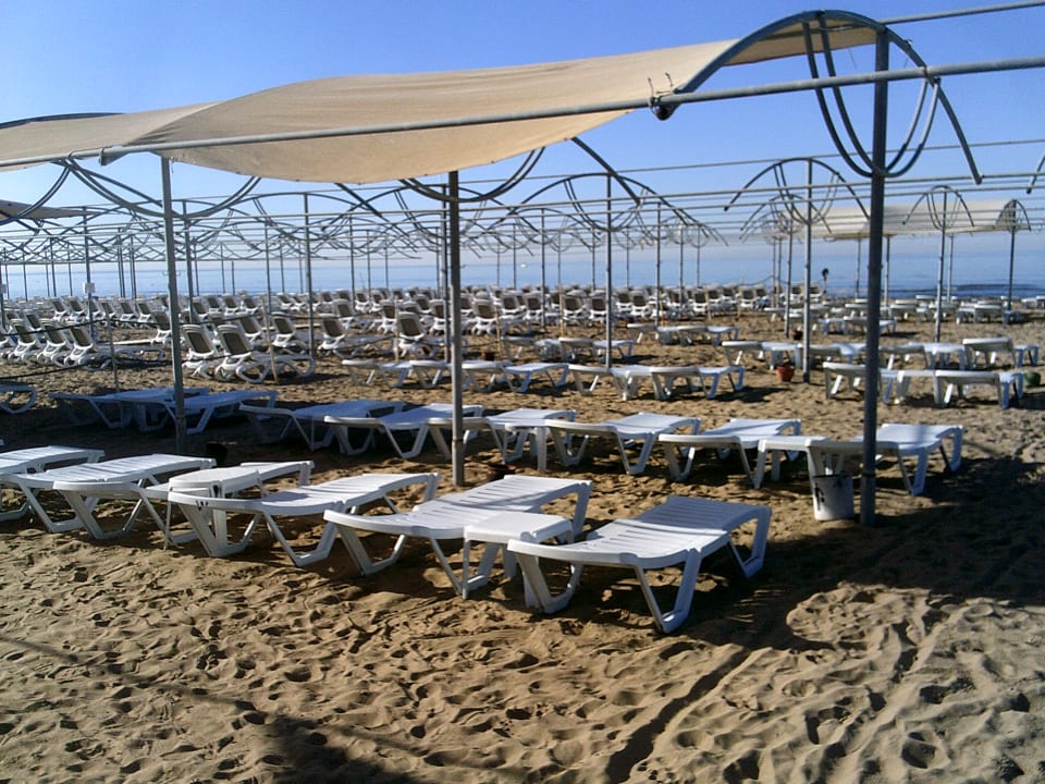 Strand Side Royal Paradise Hotel