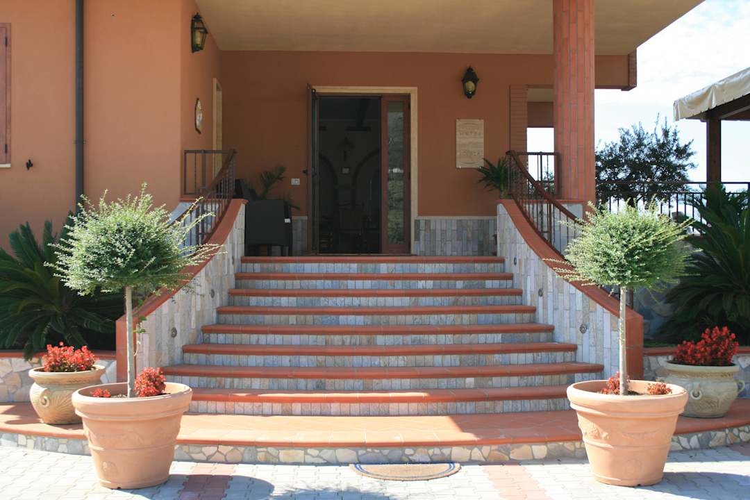 Albergo Hotel La Loggia