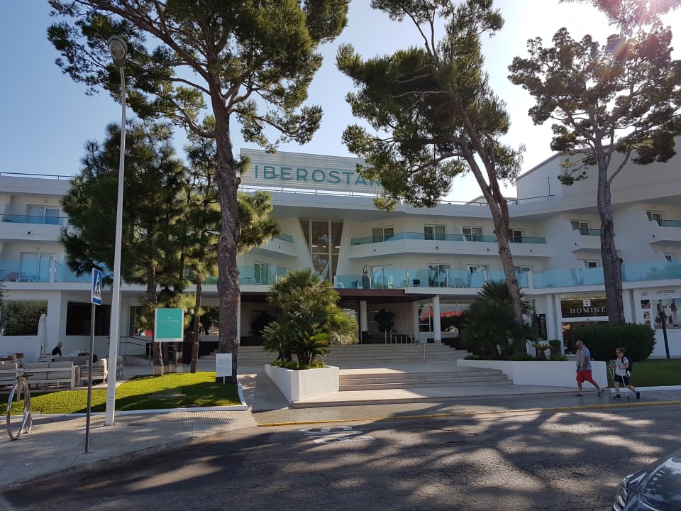 Außenansicht Iberostar Waves Playa de Muro