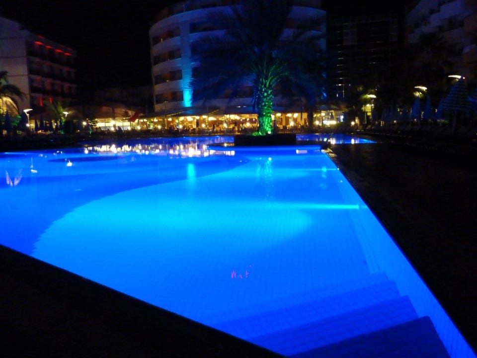 Anlage und Strand My Home Resort