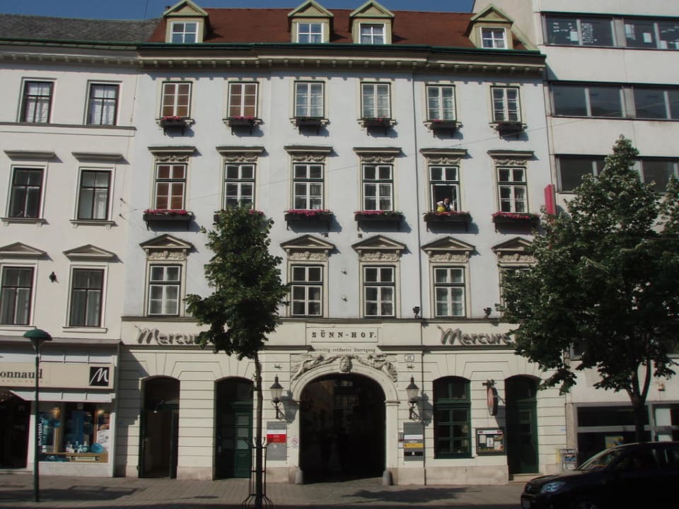Hauptzugang Mercure Grand Hotel Biedermeier