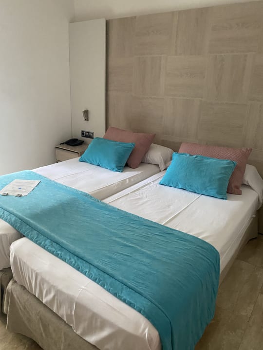 Zimmer Grupotel Orient