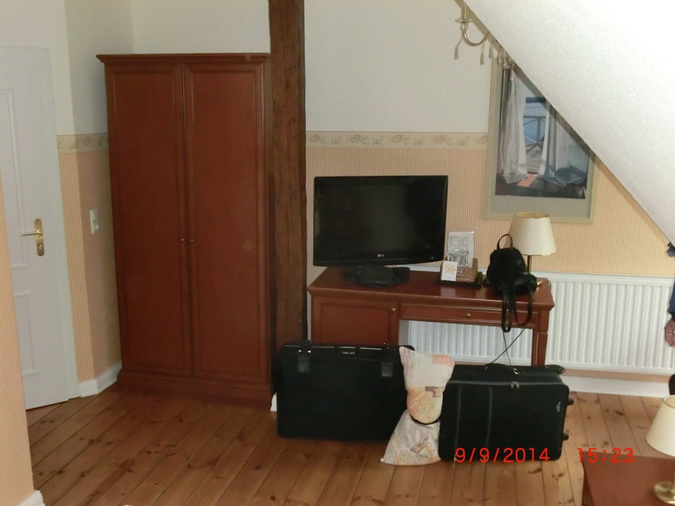 Blick Richtung Zimmer innen Landgasthof Hotel zum Sternen