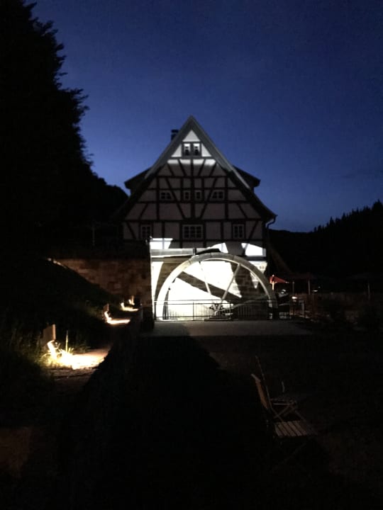 Außenansicht Baumhaushotel Seemühle