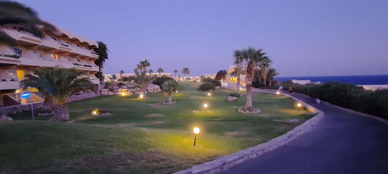 Außenansicht Hotel Kalithea Horizon Royal