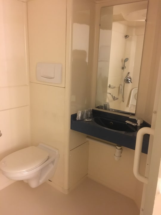 Zimmer ibis budget Roissy CDG Paris Nord 2