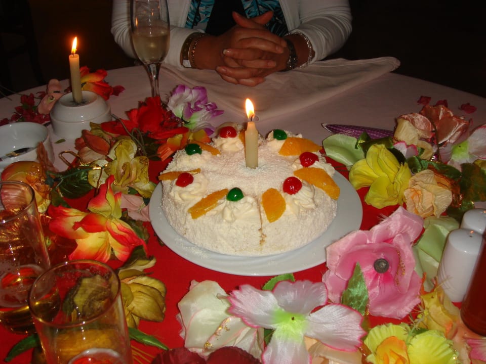 Geburtstagstorte Imperial Shams Abu Soma