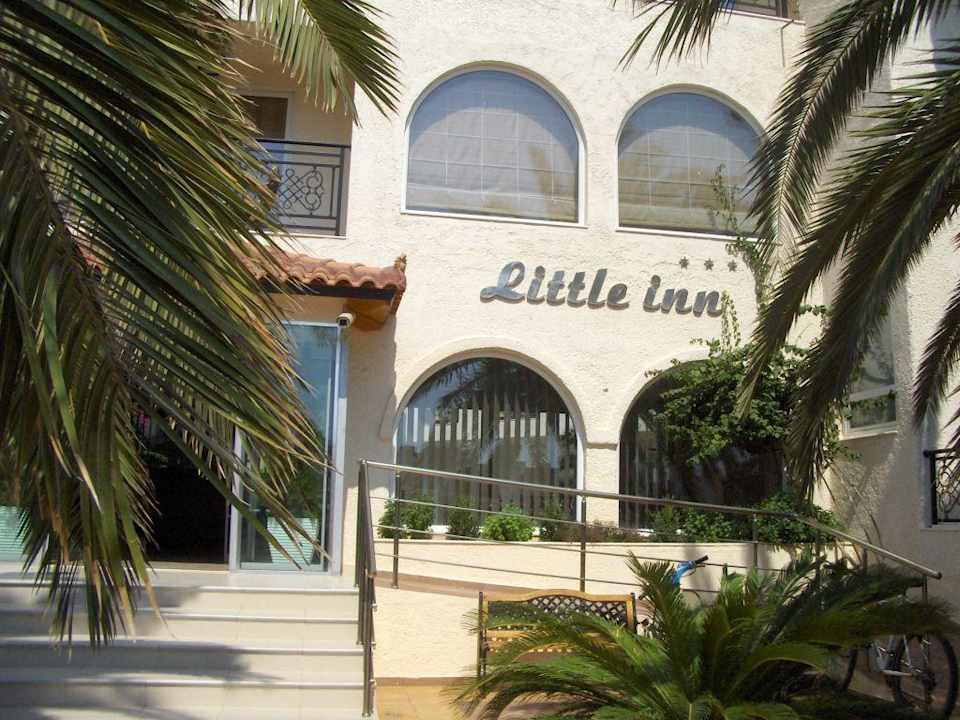 Außenansicht Hotel Little Inn
