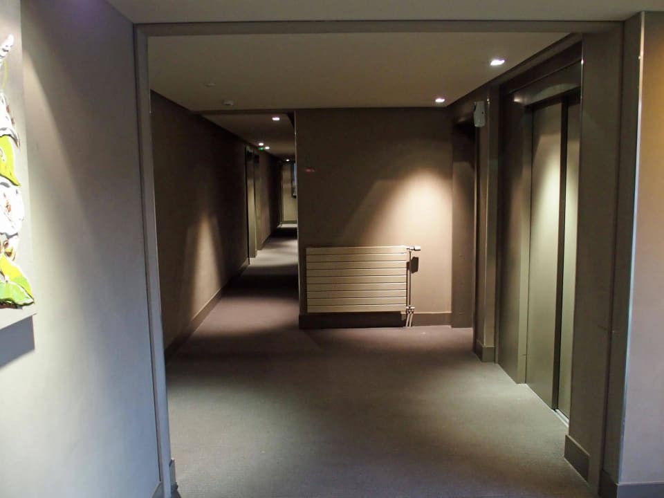 Hotelflur Hotel Les Rives