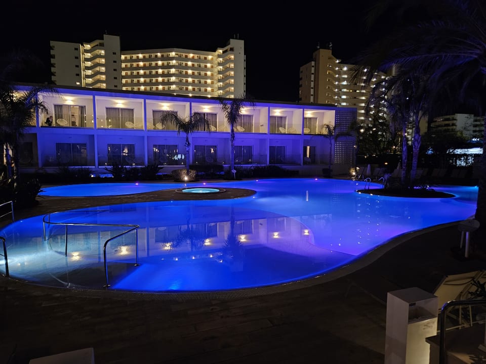 Pool BG Hotel Caballero