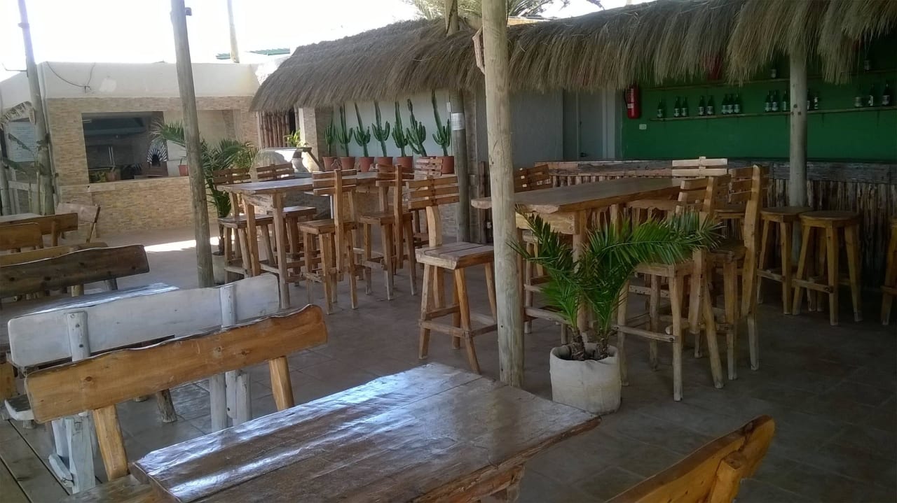 Beachbar Hotel Royal Nozha