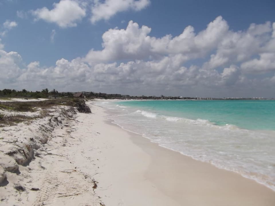 Strand weiter rechts vom Hotel Catalonia Playa Maroma