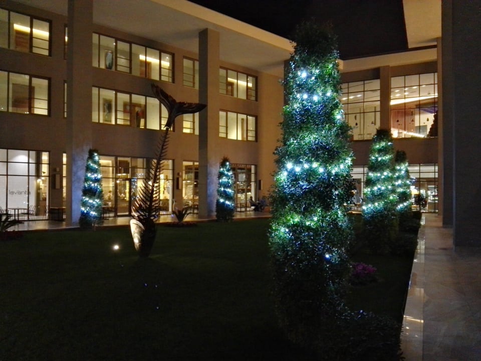 Außenansicht Acanthus Cennet Barut Collection