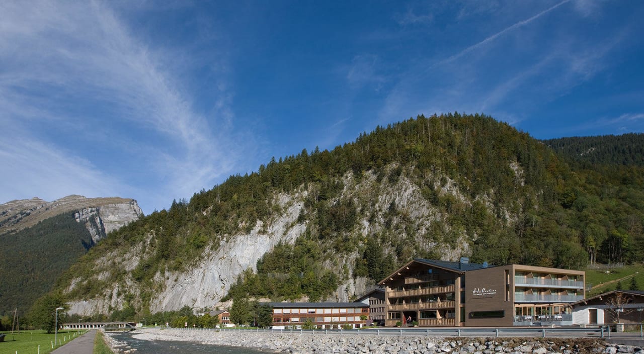 Hotel Café Gasthaus Hubertus in Au - Aussenansicht Hubertus Hotel - Café - Gasthaus